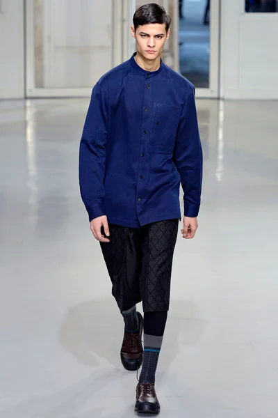 Look 8